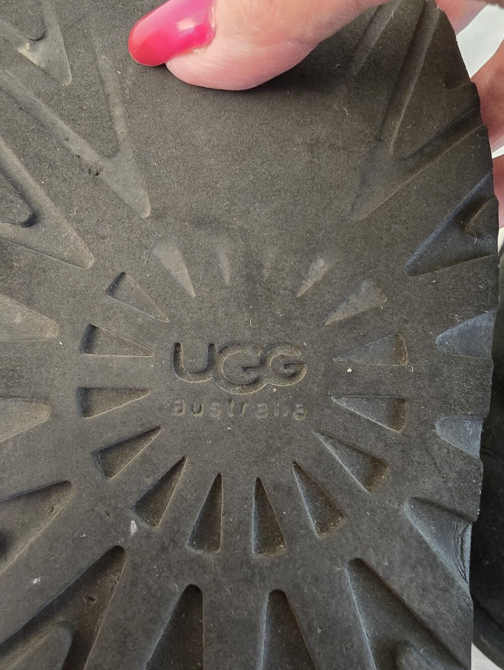 UGG Australia Classic Short Black Suede Sheepskin Boots Womens Size 8 - Picture 6 of 8